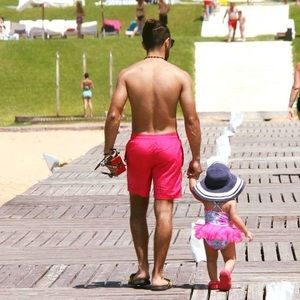 Meet your Posher, Bobzii